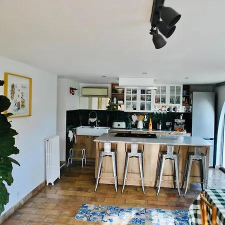 Magnifique De 250m2 Avec Piscine à 5min De Cannes Le Cannet