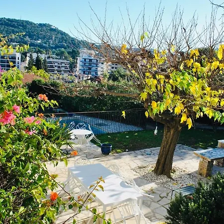 Magnifique De 250m2 Avec Piscine à 5min De Cannes Villa