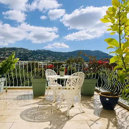 Magnifique De 250m2 Avec Piscine A 5min De Cannes * Le Cannet