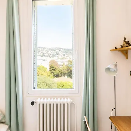 Villa Magnifique De 250m2 Avec Piscine à 5min De Cannes Le Cannet