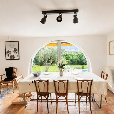 Magnifique De 250m2 Avec Piscine à 5min De Cannes Villa Le Cannet